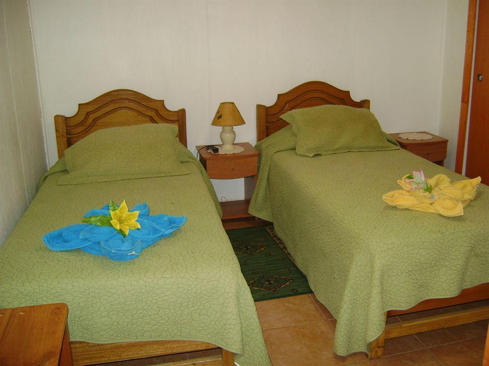 Mataveri Inn Hanga Roa Exterior foto